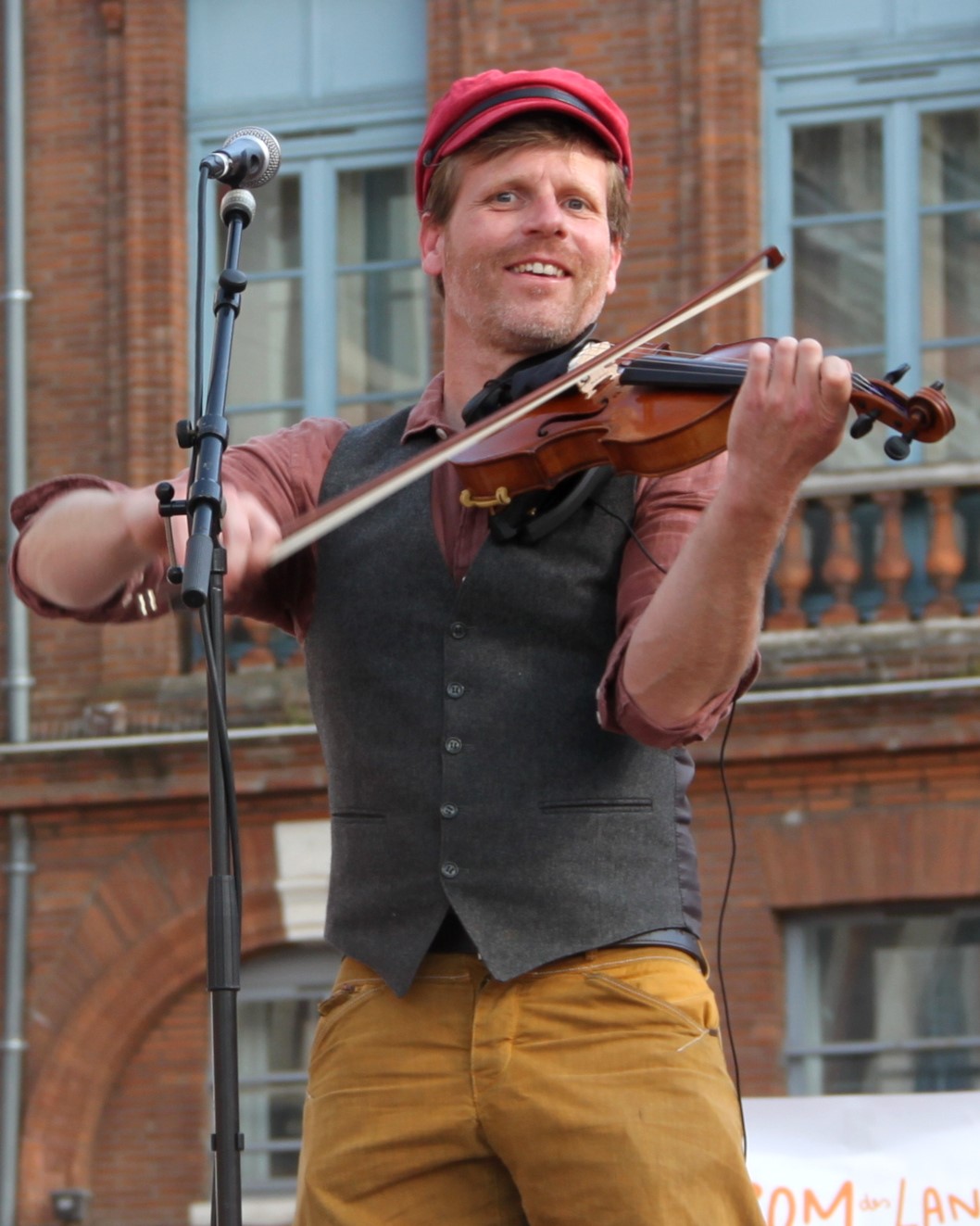Photo de Pierre au violon